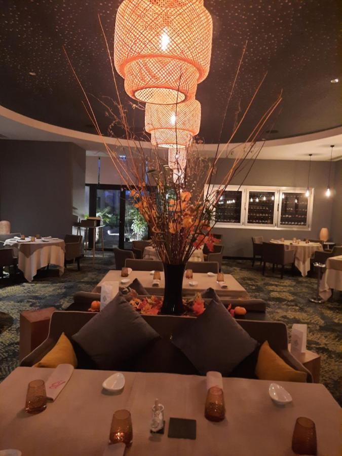 Hotel & Restaurant La Maison Des Bles Boutervilliers エクステリア 写真