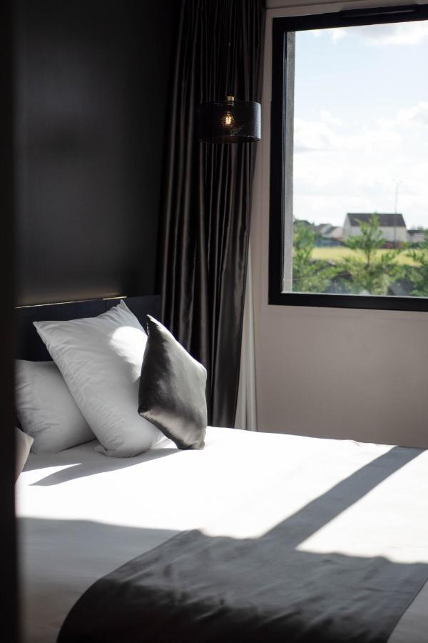 Hotel & Restaurant La Maison Des Bles Boutervilliers エクステリア 写真