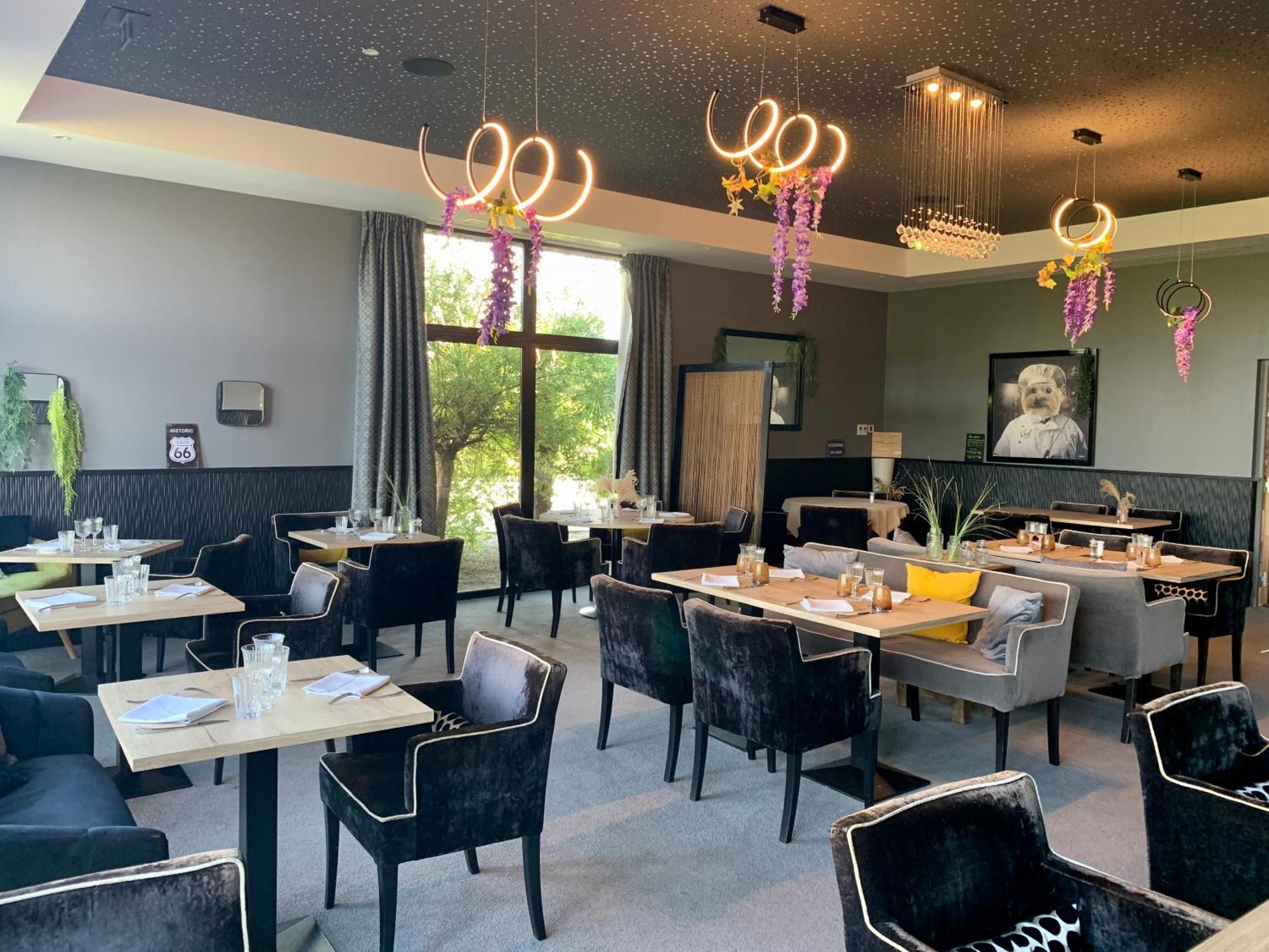 Hotel & Restaurant La Maison Des Bles Boutervilliers エクステリア 写真